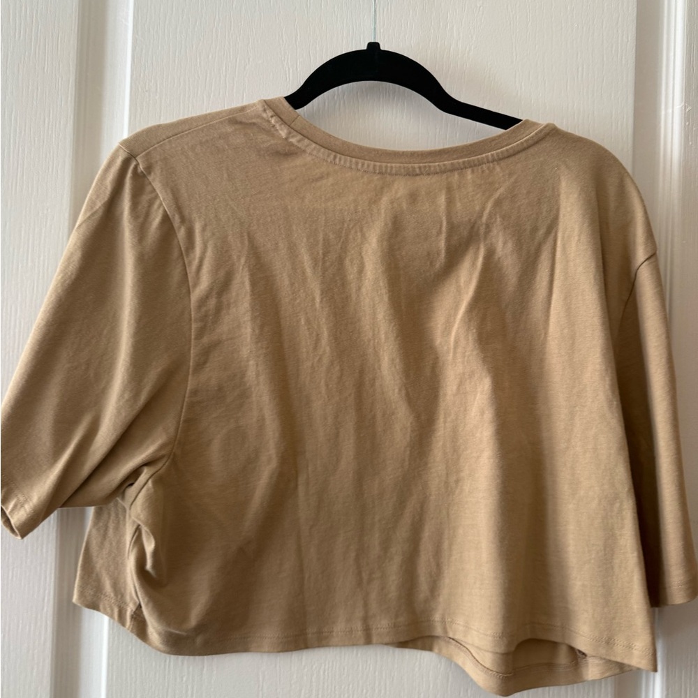 Vans Cropped Crew Tee in Tan - Picture 3 of 4